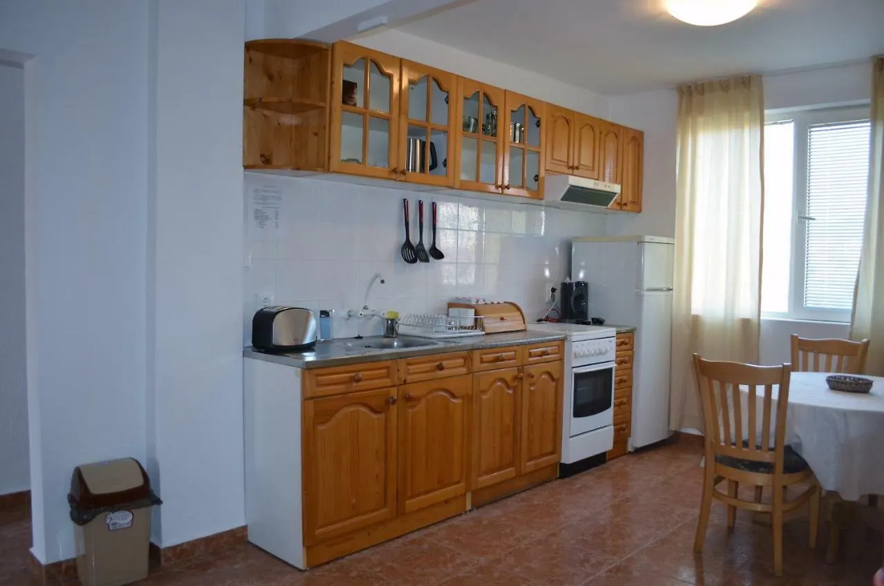 Bravo 1 Home George Sunny Beach Apartment