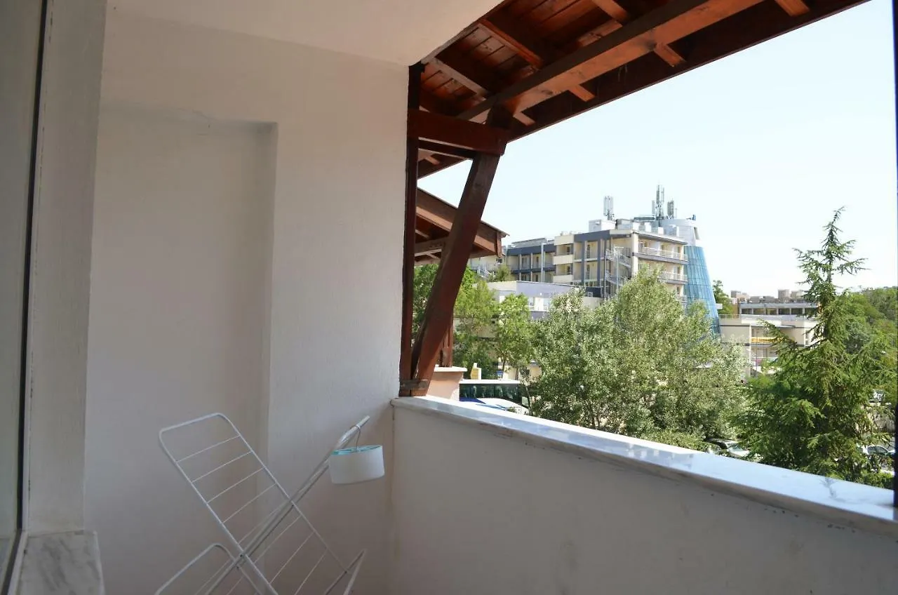 Bravo 1 Home George Sunny Beach