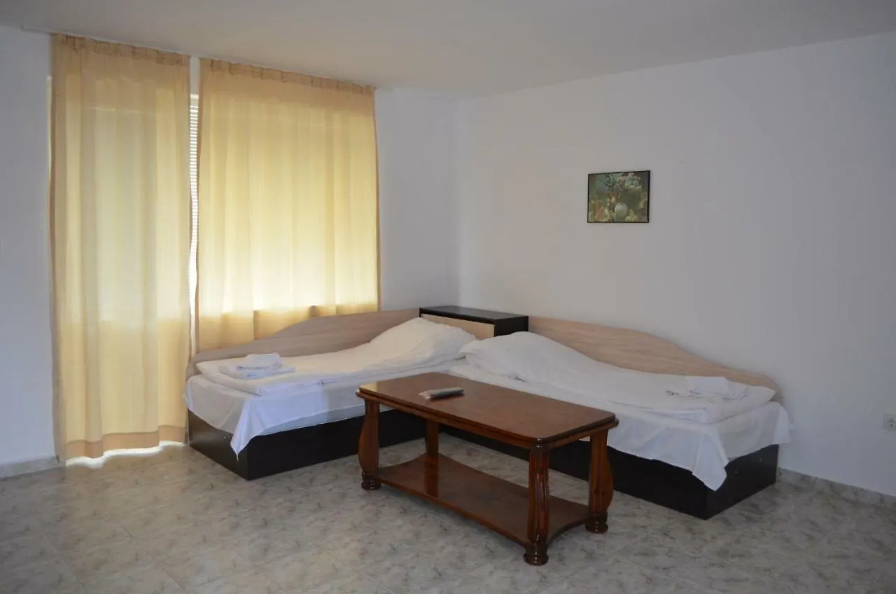 Bravo 1 Home George Sunny Beach Apartamento