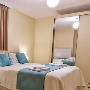 sololaki-lermontov-apartment.alltbilisihotels.com/