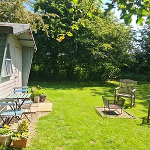 https://the-potting-shed.cambridgehotelsuk.com